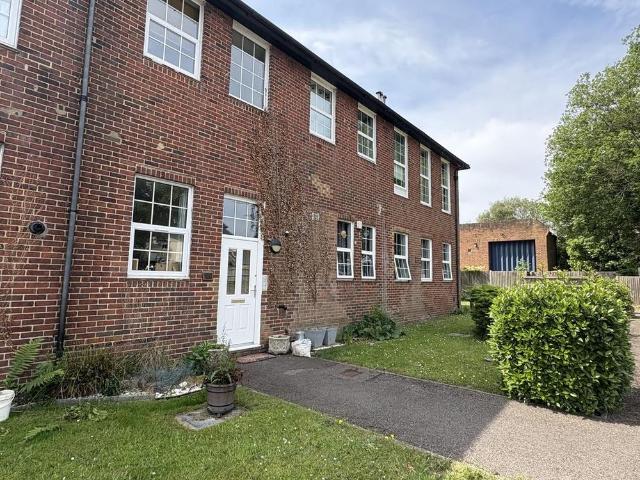 Apartment for rent in South Ashford, Bridgefield