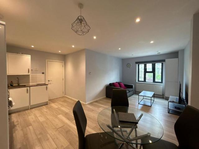 Apartment for rent in London Borough of Hounslow, Greater London