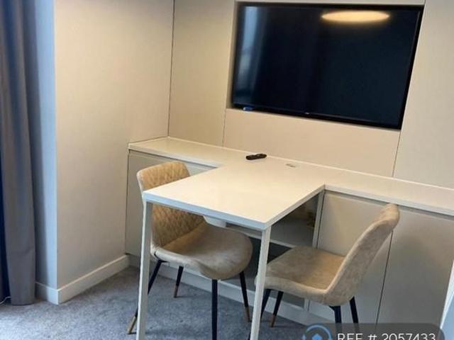 Apartment for rent in Bollinbrook, Macclesfield