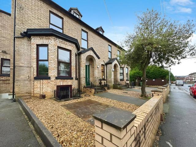 Flat for rent in Trafford Park, Greater Manchester