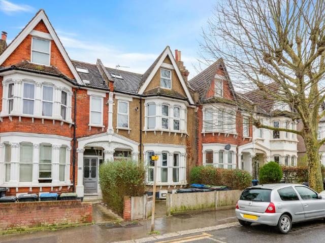 Flat for rent in London Borough of Croydon, South Norwood