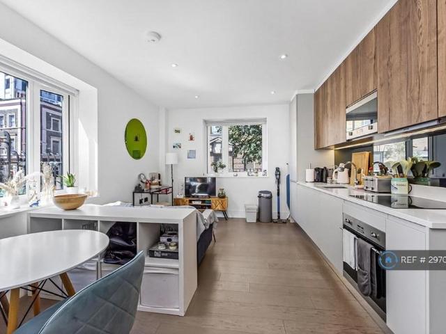 Apartment for rent in Bromley-by-Bow, Bow