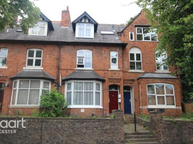 Flat for rent in Newfoundpool, Old Wharf