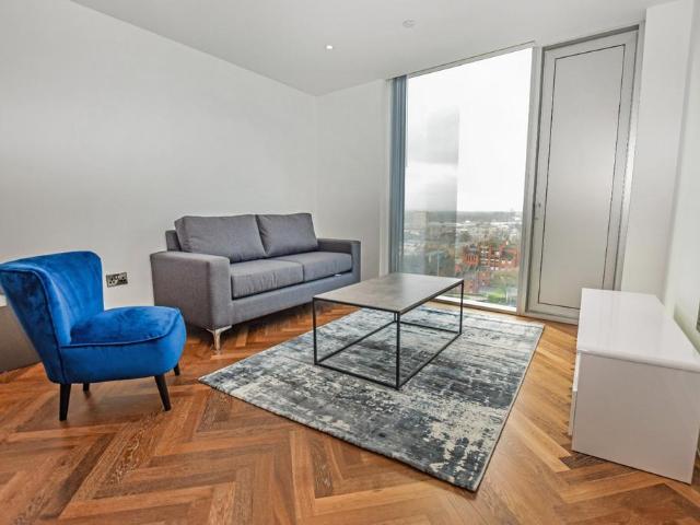 Flat for rent in City Centre, Georgia