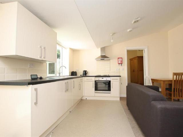 Flat for rent in Dulcote, Bath And North East Somerset