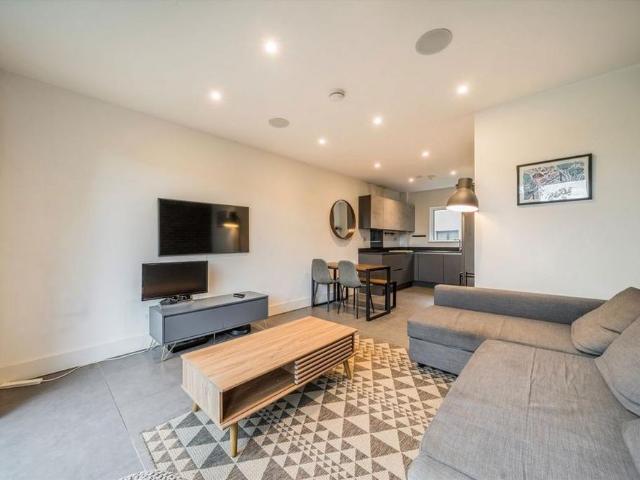 Apartment for rent in Old Ford, Bow