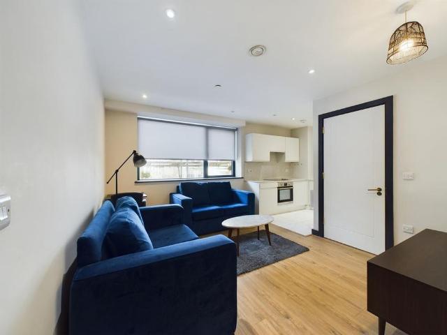 Apartment for rent in Cavern Quarter, Calderstones