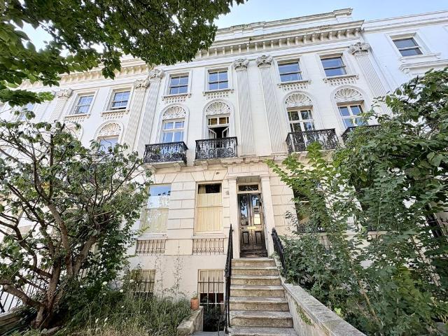 Flat for rent in Brunswick, Brighton & Hove