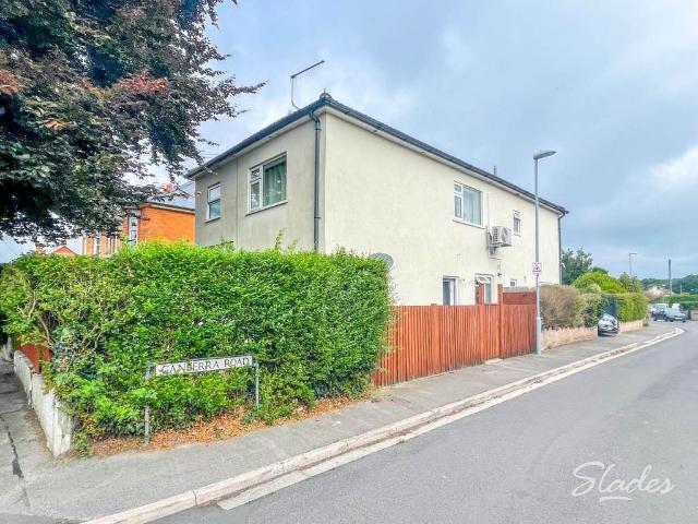 Flat for rent in Jumpers Corner, Christchurch