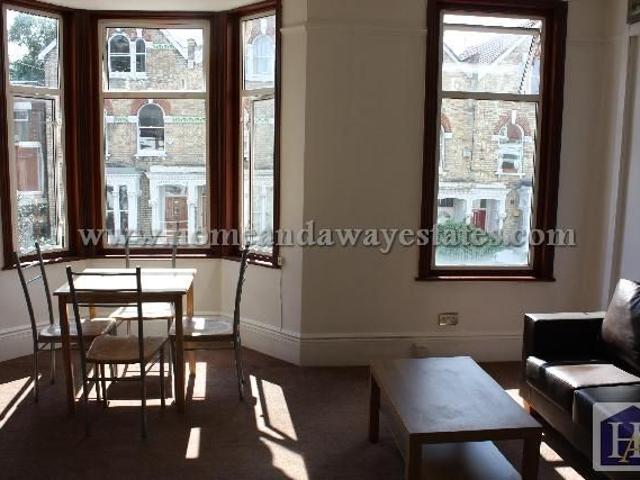 Apartment for rent in Friern Barnet, Greater London