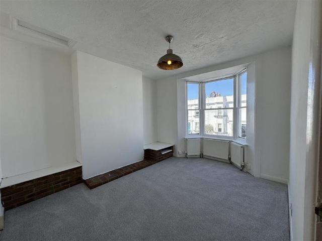 Apartment for rent in Aldrington