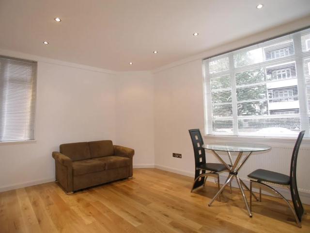 Apartment for rent in Royal Borough of Kensington and Chelsea, Greater London