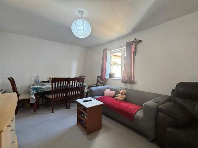 Apartment for rent in Northway, The Slade