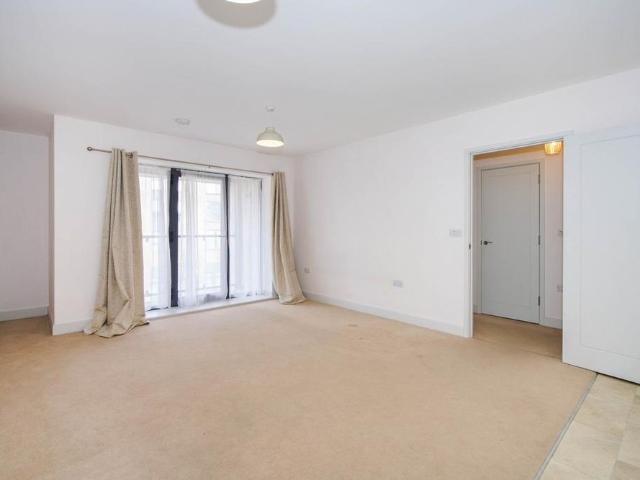 Apartment for rent in Rodbourne, Swindon