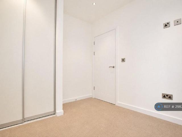 Apartment for rent in Newtown, Reading