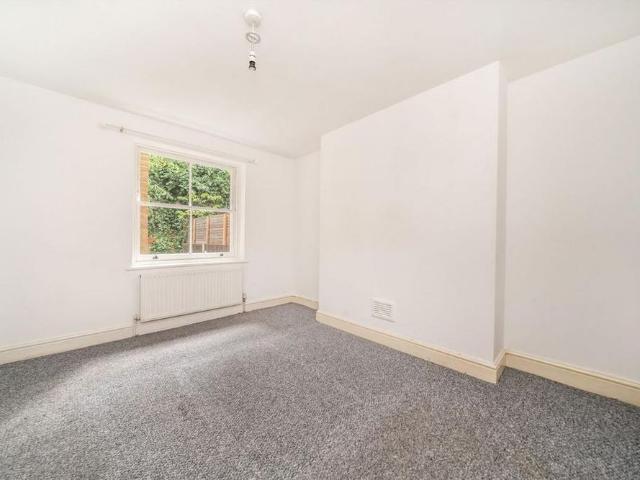 Apartment for rent in South Hackney, Greater London