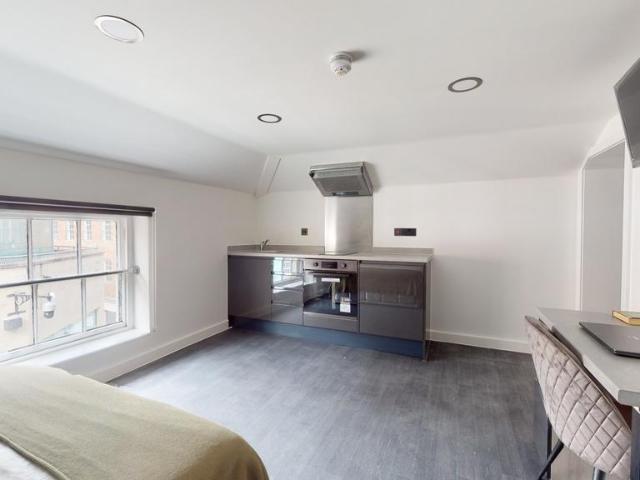 Flat for rent in The Meadows, Haddon