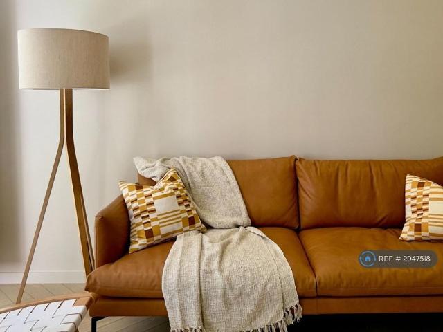Apartment for rent in Kennington, Greater London