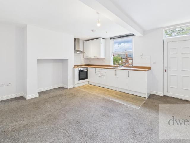 Flat for rent in Upper Armley, Leeds
