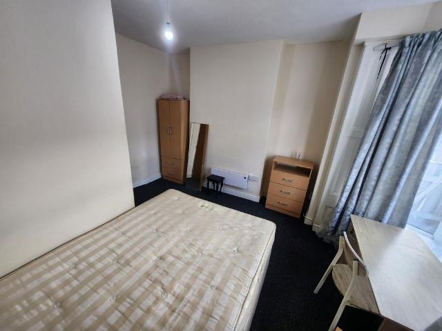 Flat for rent in Falcon Lodge, Wales