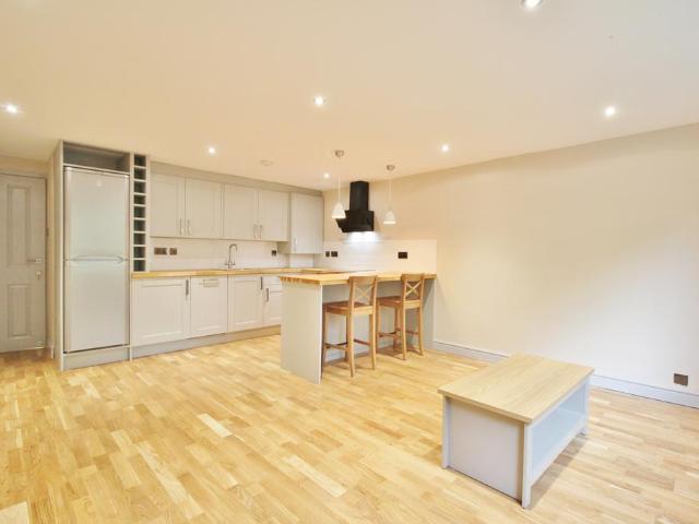 Flat for rent in Greater London