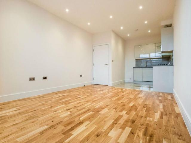 Apartment for rent in Fleet, Hart