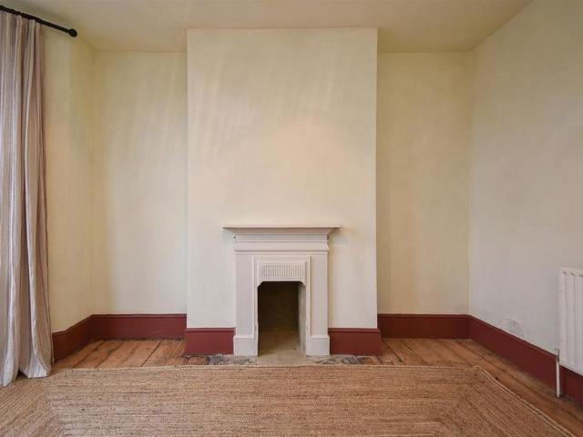 Apartment for rent in Blacklands, Guestling Green