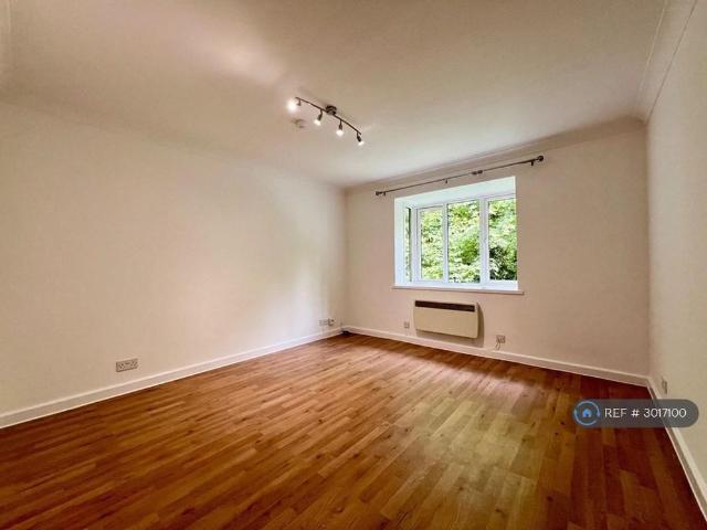 Apartment for rent in New Barnet, Greater London