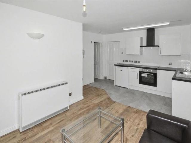 Apartment for rent in Milverton, Green Close