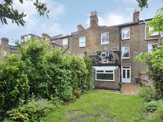 Apartment for rent in Cat Hill, Isle Of Man