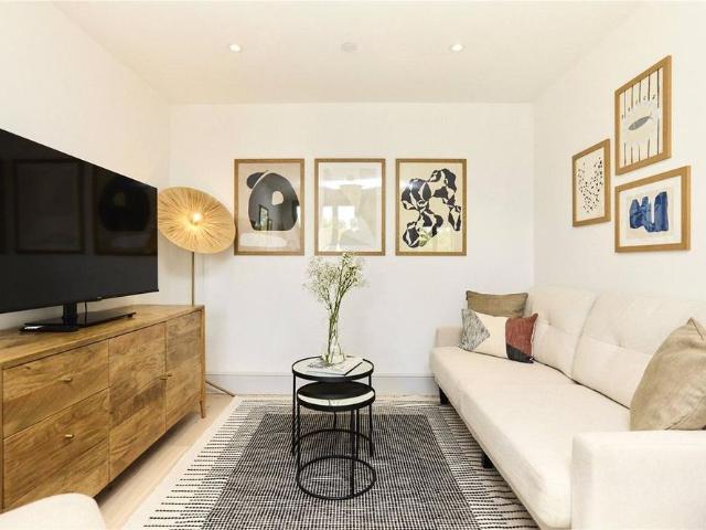 Apartment for rent in London Borough of Merton, Greater London