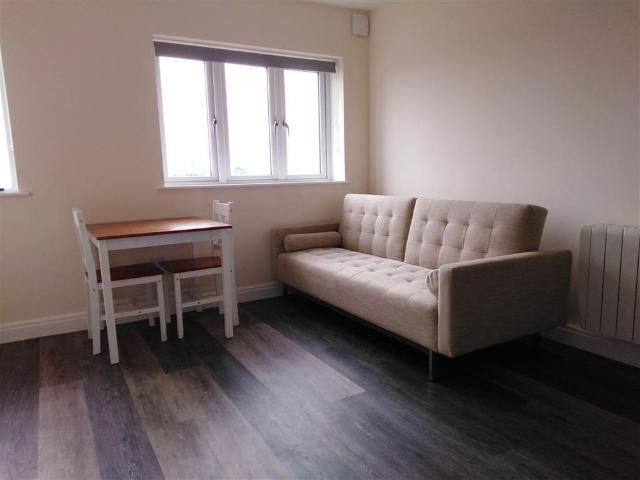 Apartment for rent in Port Tennant, Swansea