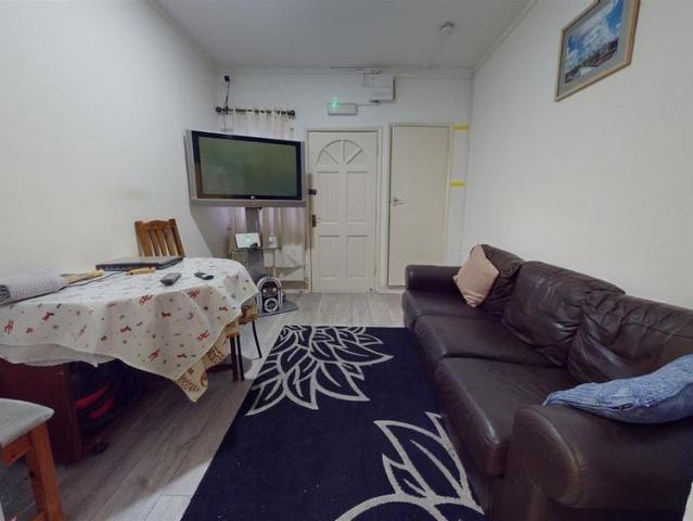 Apartment for rent in Harlesden, Greater London