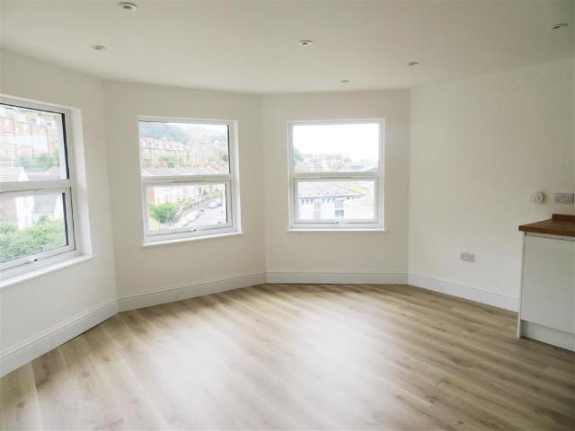 Apartment for rent in West Hill, Guestling Green
