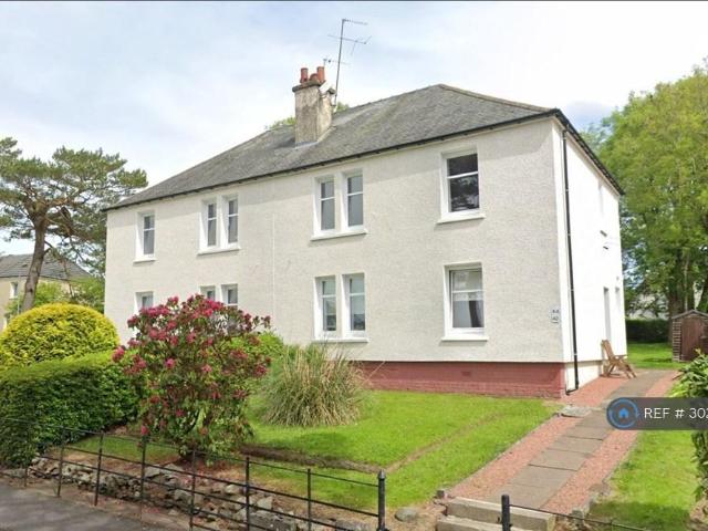 Flat for rent in Clarkston, Scotland