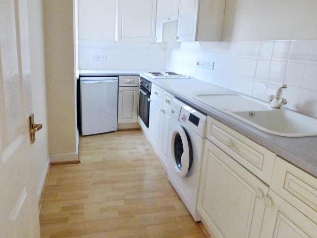 Apartment for rent in Greaves, Bare