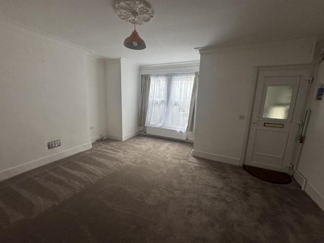 Apartment for rent in Lipson Vale, Plymouth