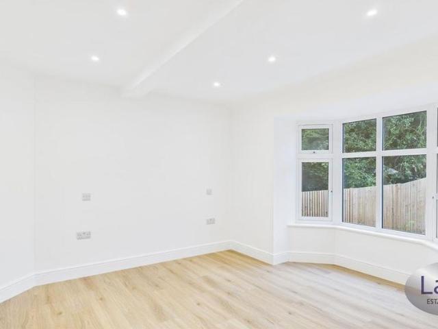 Apartment for rent in Radlett, Hertfordshire
