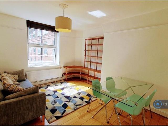 Flat for rent in Tower Liberty, Wapping