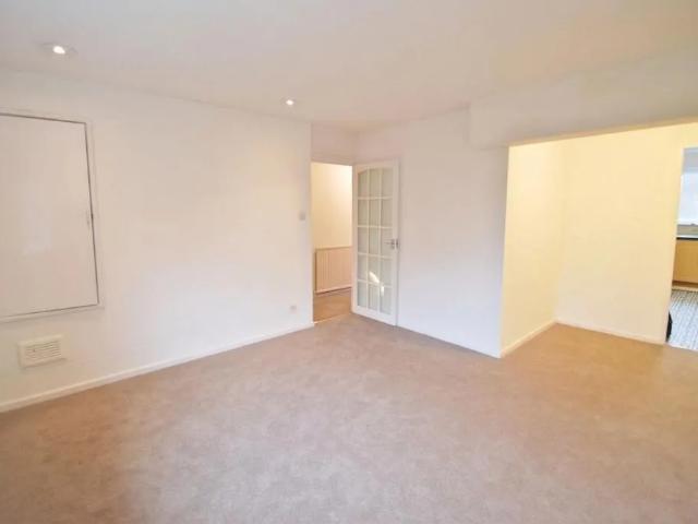 Apartment for rent in Bramhall, Stockport