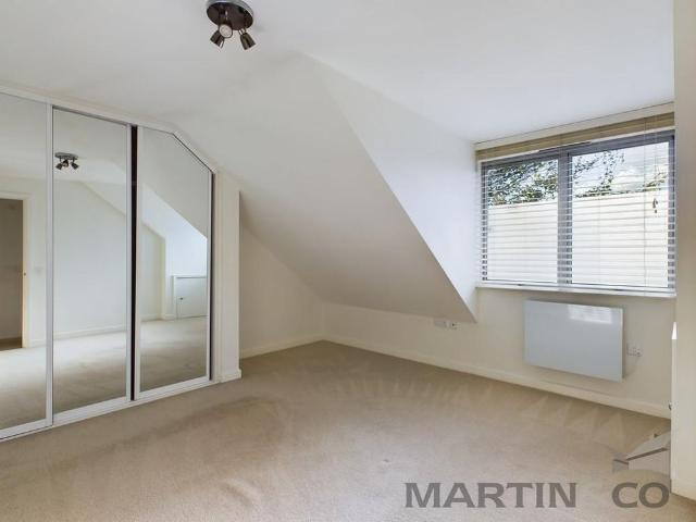 Apartment for rent in St Albans, Five Acres