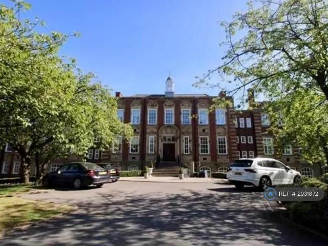 Flat for rent in Pogmoor, South Yorkshire