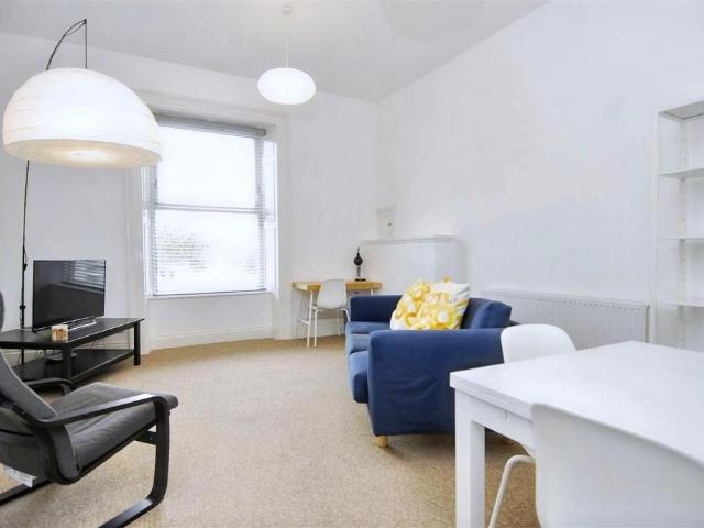 Flat for rent in Greenbank, Mount Wise