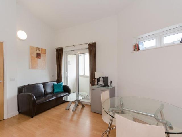 Apartment for rent in Headington Shops, The Slade