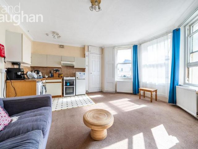Apartment for rent in Brunswick, Brighton & Hove