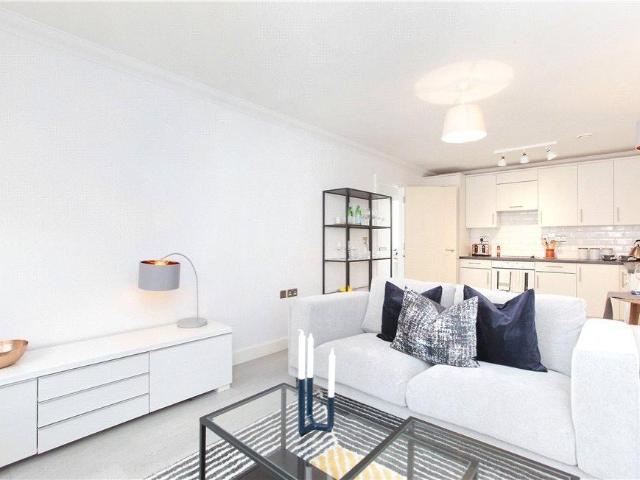 Flat for rent in Clapham, Greater London