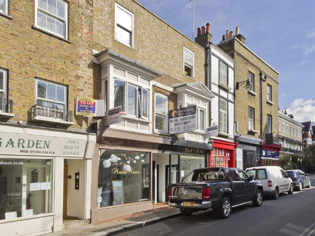 Flat for rent in St Margarets, Greater London