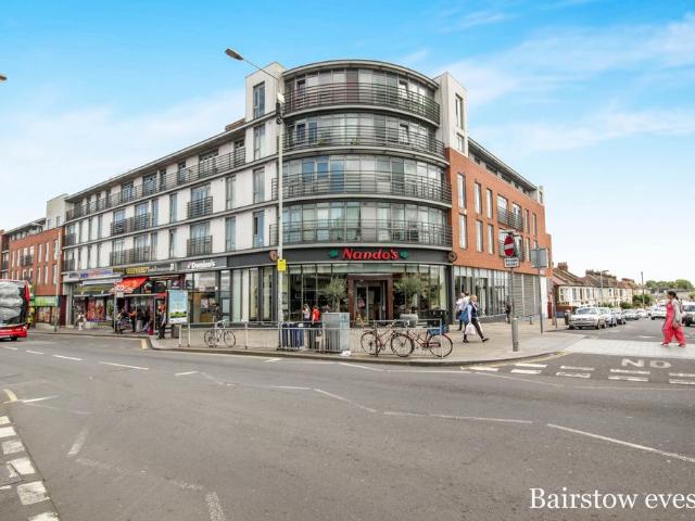 Flat for rent in Greater London