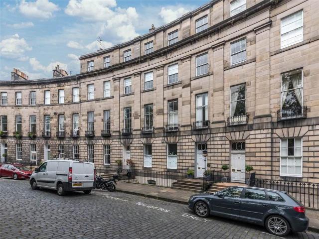 Flat for rent in Silvermills, Scotland