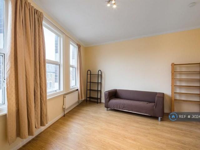 Apartment for rent in London Borough of Wandsworth, Greater London